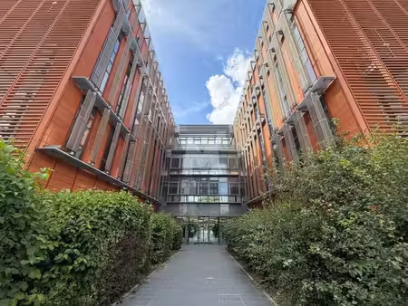 location bureaux 897m² à 8581m²