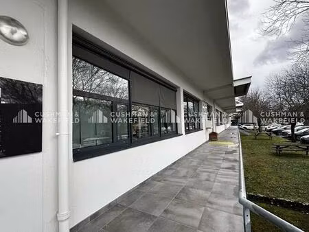 location bureaux 489 m²