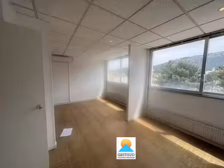 location bureaux la penne-sur-huveaune 13821 36m² à 84m²