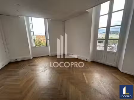 location bureaux nice 06300 229m² à 582m²