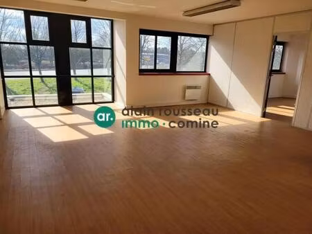 location bureaux 70 m²