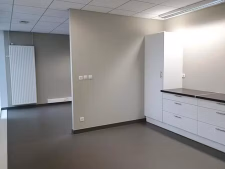 location bureaux 51 m²