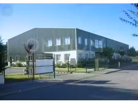 location bureaux villefontaine 38090 110m²