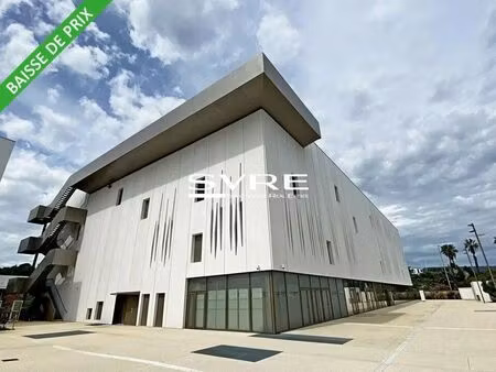 vente commerce 283 m²