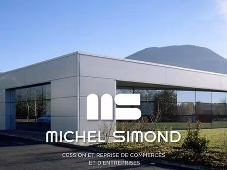 vente commerce 1 300 m²