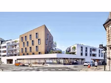 vente commerce 270 m² à 549 m²