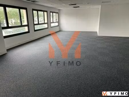 location bureaux 53 m²