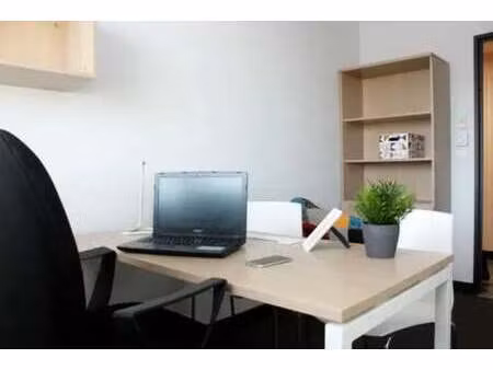 location coworking montpellier 34070 10 postes