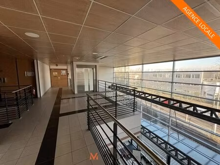 location bureaux 278 m²