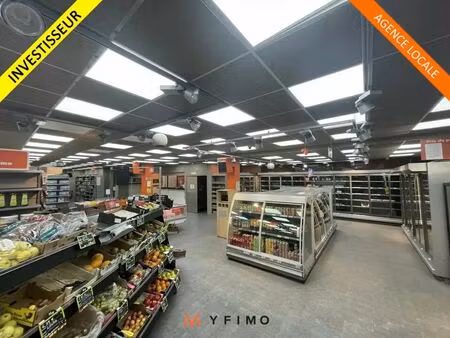 vente commerce 864 m²