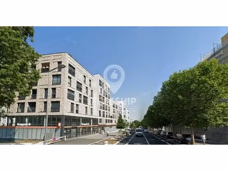vente commerce 49 m²