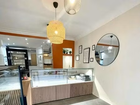 vente commerce 165 m²