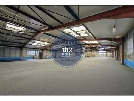 vente commerce 600 m²