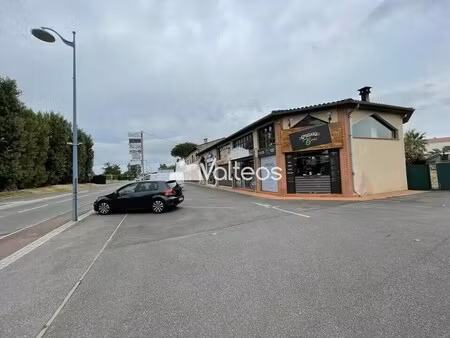 vente commerce 84 m²