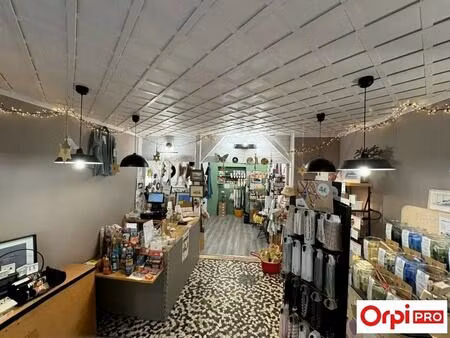 vente commerce 77 m²