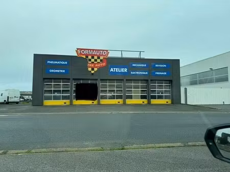 vente entrepôt 152 m² à 499 m²