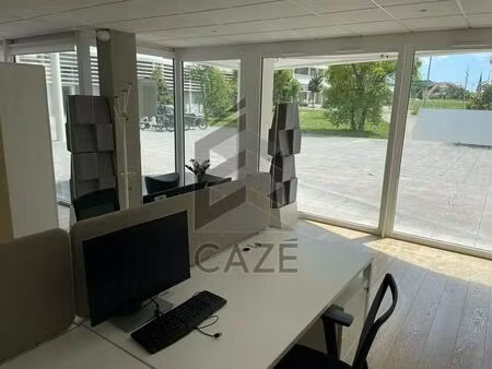 location bureaux 200 m²