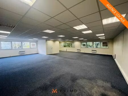 location bureaux 148 m²