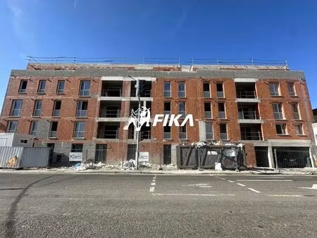 vente commerce 36 m² à 130 m²