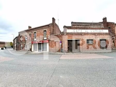 vente commerce 140 m²
