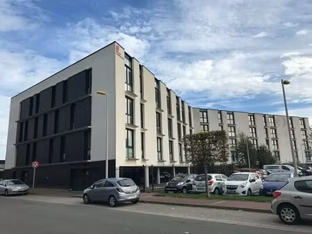 location bureaux 518 m² à 1 554 m²