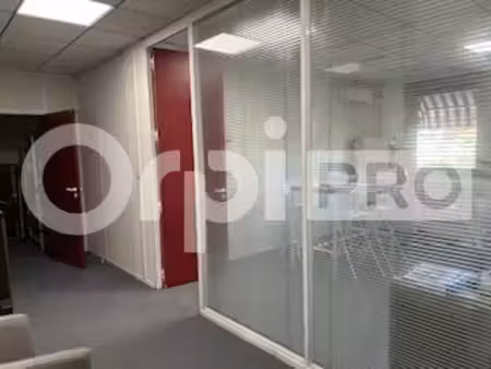 location bureaux limas 69400 41m²