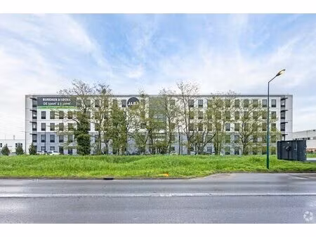 location bureaux 677 m² à 1 354 m²
