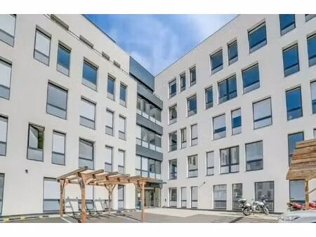 location bureaux 190 m² à 2 504 m²