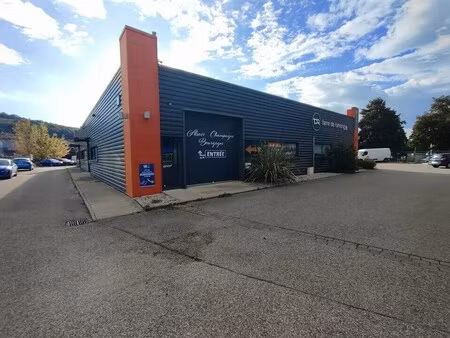 location commerce bourgoin jallieu 38300 192m²