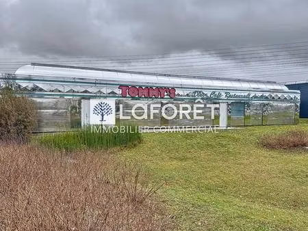 vente commerce 625 m²