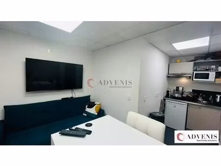 vente commerce saint medard en jalles 33160 63m²