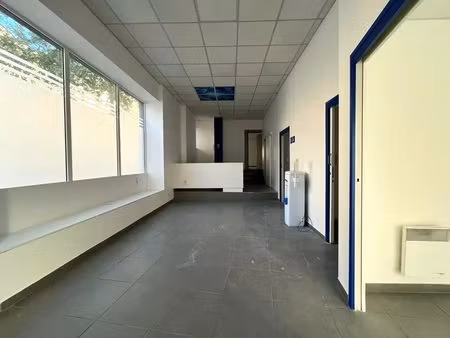 vente commerce 97 m²
