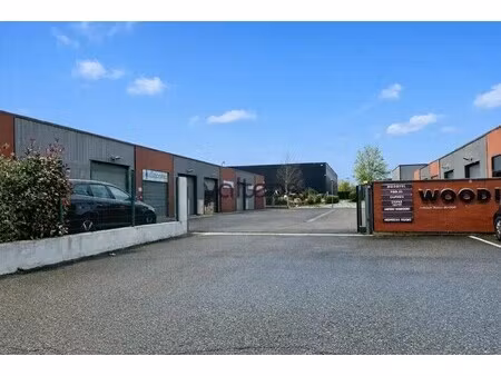 location local d’activités montrabe 31850 135m²