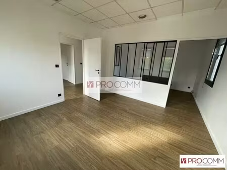 location bureaux 108 m²