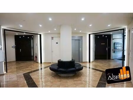 location bureaux 180 m²