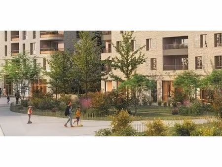 location commerce 220 m²