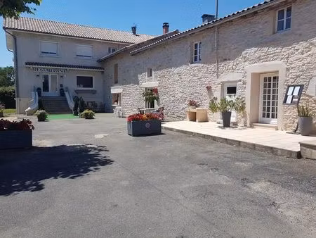 vente commerce 804 m²