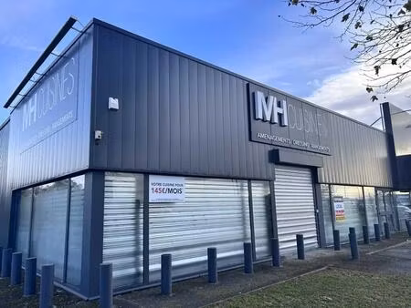 location commerce chaintre 71570 396m²
