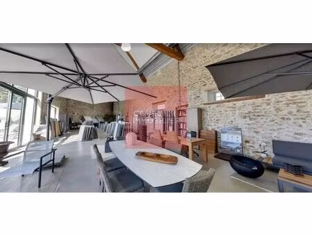 vente commerce coignieres 78310 537m²