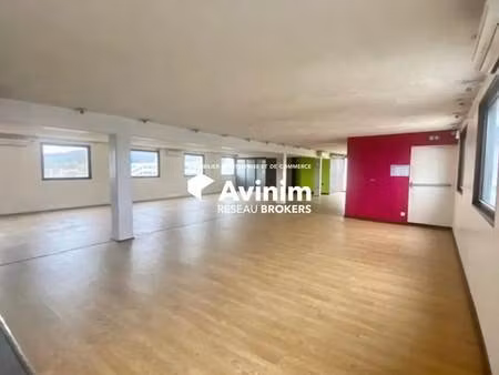 location commerce 270 m² à 540 m²