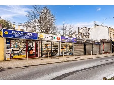 vente commerce 15 m² à 45 m²