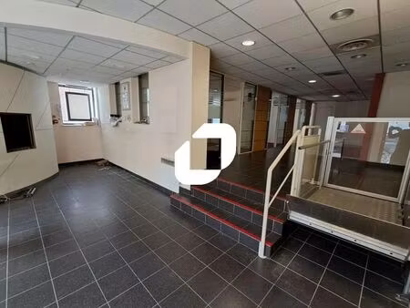vente commerce lomme 59160 250m²