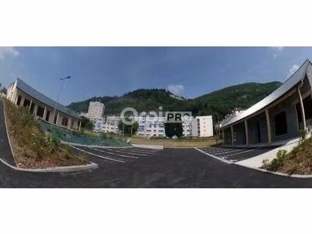 vente commerce 836 m²