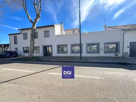 location commerce 120 m²