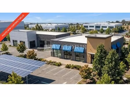 location commerce saint bonnet de mure 69720 296m² à 707m²