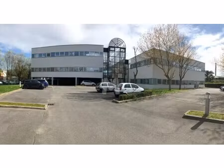location bureaux 120 m²