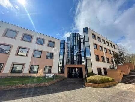 location bureaux 66 m² à 416 m²