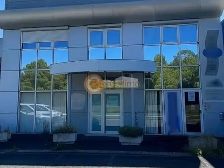 location bureaux 190 m²