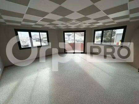 location bureaux 32 m²