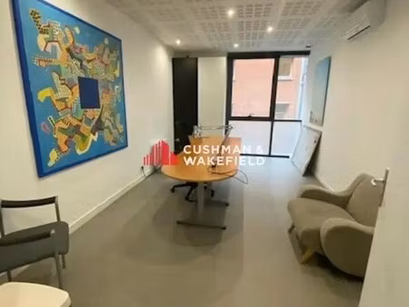 location bureaux 78 m² à 324 m²